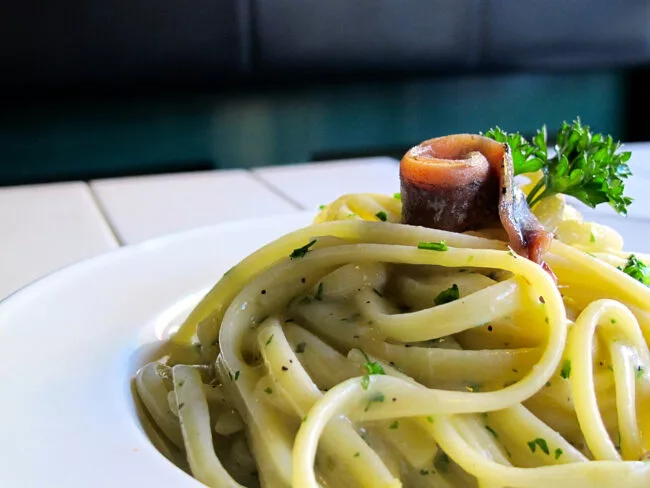 Portofluviale - Spaghetti acciughe